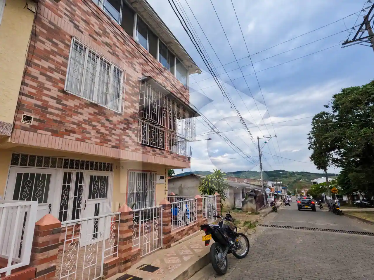 Casa de 2 viviendas en el Canadá Calima Darién